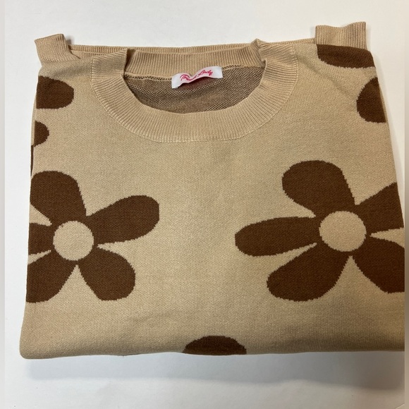 Retro Big Flower Sweater - Picture 8 of 8